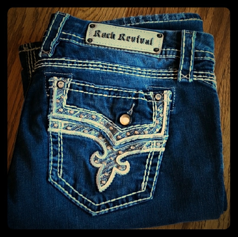 Womens Rock Revival Betty Mid-rise Boot Cut Jeans
